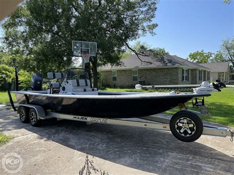 Designed for shallow water with Big V entry to cut through rough water. . Majek boats for sale